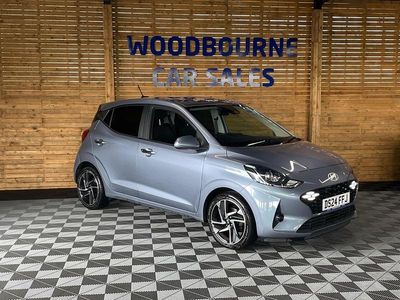 Used Hyundai i10 Premium 67 HP (49 kW) 2024 Blue Hatchback