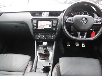 Begagnad Skoda Octavia vRS 2014 Röd Halvkombi