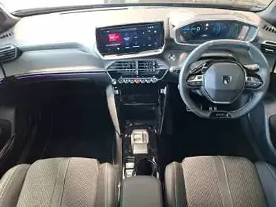 Używany Peugeot e-2008