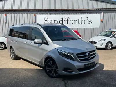 Begagnad Mercedes V250
