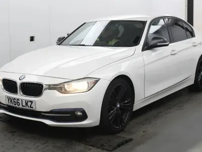 Used BMW 320 Sport Line 2016 Alpine white