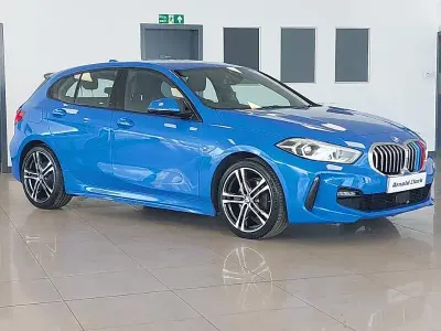 Używany BMW 118 M Sport 140 KM (102 kW) 2020 Niebieski Hatchback
