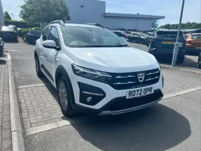 Used Dacia Sandero Comfort 90 HP (66 kW) 2022 White Hatchback