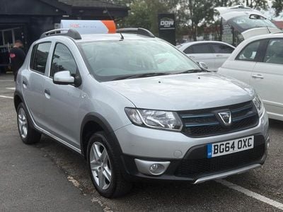 Silver Used 2014 Dacia Sandero Lauréate Hatchback | £2,000 (Fair price)