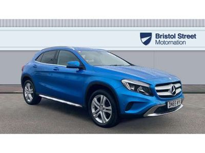 Mercedes GLA220