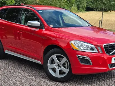 Used Volvo XC60 R-Design 2011 Red SUV