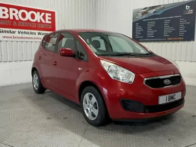 Used Kia Venga 90 HP (66 kW) 2012 Red Hatchback