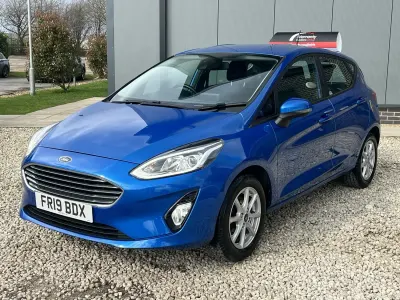Käytetty Ford Fiesta Zetec 100 HP (73 kW) 2019 Sininen Viistoperä