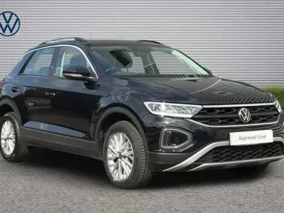 Używany VW T-Roc Life 150 KM (110 kW) 2023 Czarny SUV