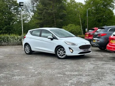 Used Ford Fiesta Zetec 2019 White Hatchback