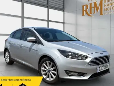 Used Ford Focus Titanium 120 HP (88 kW) 2017 Silver Hatchback