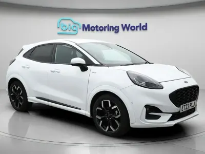 Begagnad Ford Puma ST-Line X 125 HK (91 kW) 2023 Vit SUV