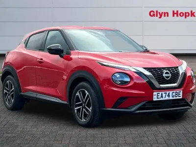 Używany Nissan Juke N-Connecta 2024 Czerwony SUV