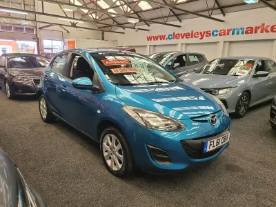 Used Mazda 2 102 HP (75 kW) 2011 Blue Hatchback