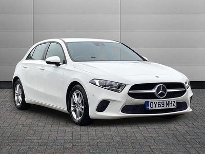 Used Mercedes A180 Executive 116 HP (85 kW) 2019 White Hatchback