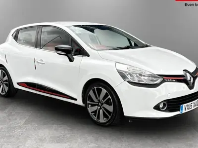 Used Renault Clio Dynamique 90 HP (66 kW) 2015 White Hatchback