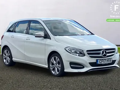 Used Mercedes B200 136 HP (100 kW) 2017 White Hatchback