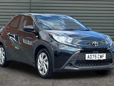 Used Toyota Aygo X PURE 72 HP (52 kW) 2025 Black SUV