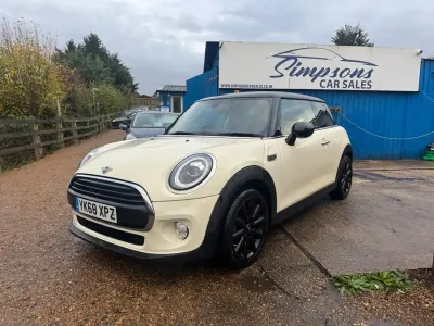 Usado Mini Cooper D Hatch 2018 Branco Citadino