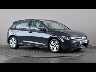 Used VW Golf VIII Life 131 HP (96 kW) 2023 Grey Hatchback