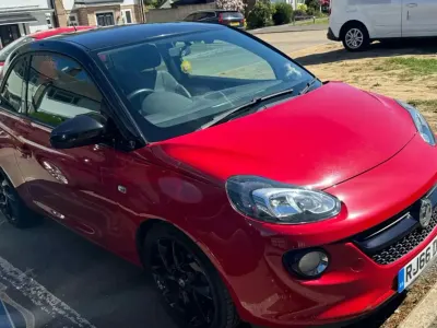 Używany Vauxhall Adam 70 KM (51 kW) 2016 Czerwony Hatchback