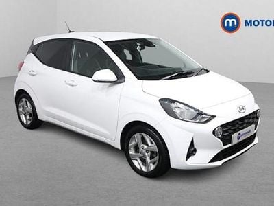 Used Hyundai i10 SE 84 HP (61 kW) 2022 White Hatchback