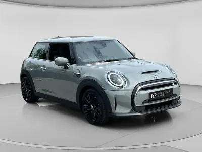 Usado Mini Cooper S Hatch 135 kW (184 HP) 2022 Cinzento Citadino