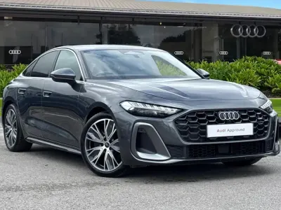 Używany Audi A5 S-Line 204 KM (150 kW) 2025 Szary Sedan/Limuzyna