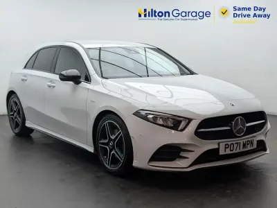 Used Mercedes A180 Executive 136 HP (100 kW) 2021 White Hatchback