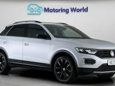 Usado VW T-Roc Black Edition 150 HP (110 kW) 2021 Prateado SUV