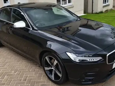 Used Volvo S90 R-Design 190 HP (139 kW) 2019 Black Sedan