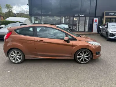 Used Ford Fiesta Zetec 2016 Brown Hatchback