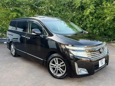 Usado Nissan Elgrand