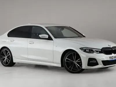 Used BMW 318 M Sport 150 HP (110 kW) 2021 White Sedan
