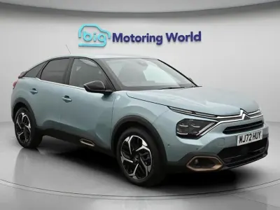 Used Citroën C4 PureTech 130 HP (95 kW) 2022 Blue Hatchback