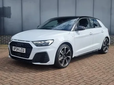 Used Audi A1 Sportback Black Edition 114 HP (83 kW) 2024 White Hatchback
