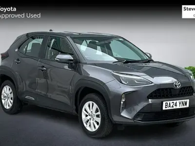 Used Toyota Yaris Cross 116 HP (85 kW) 2024 Grey SUV