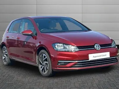 Used VW Golf VII Match 150 HP (110 kW) 2019 Red Hatchback