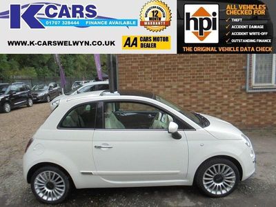 White Used 2015 Fiat 500 Lounge Hatchback | £5,490 (Fair price)