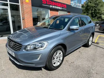 Used Volvo XC60 SE 190 HP (139 kW) 2017 Blue SUV