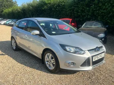 Used Ford Focus Titanium 125 HP (91 kW) 2014 Silver Hatchback