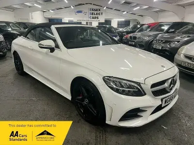 Usado Mercedes C200 AMG line 198 HP (145 kW) 2018 Branco Cabrios