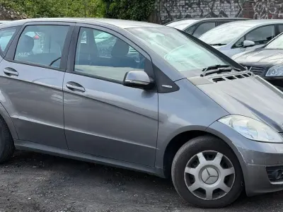 Used Mercedes A160 Classic 95 HP (69 kW) 2011 Grey Hatchback
