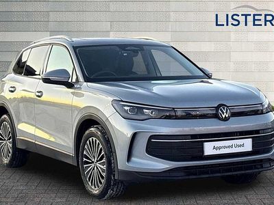 New VW Tiguan Match 2025 Oyster silver SUV