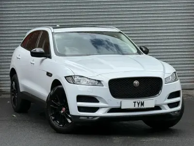 Used Jaguar F-Pace Portfolio 180 HP (132 kW) 2017 White SUV
