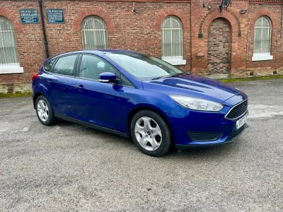 Begagnad Ford Focus Style 2017 Blå Halvkombi