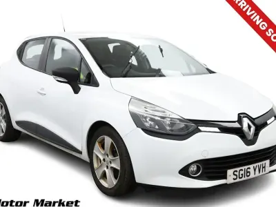 Usado Renault Clio IV Play 75 CV (55 kW) 2016 Blanco Utilitario