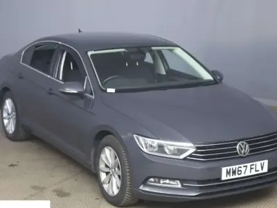 Begagnad VW Passat Business 2018 Grå Sedan