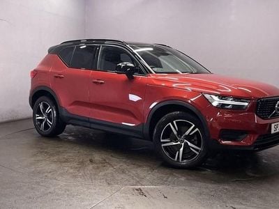 Used Volvo XC40 R-Design 197 HP (144 kW) 2021 Red SUV