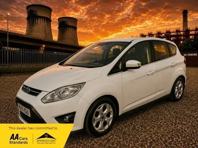 Used Ford C-MAX Zetec 120 HP (88 kW) 2015 White MPV